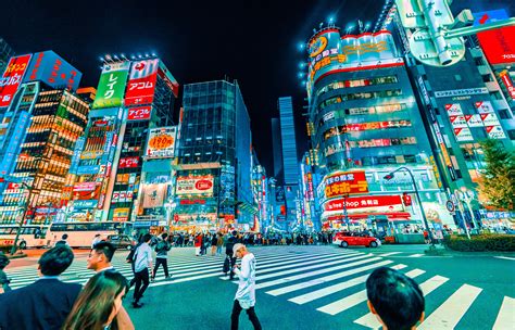 Magical Trip Shinjuku: A Photographer's Dream Destination